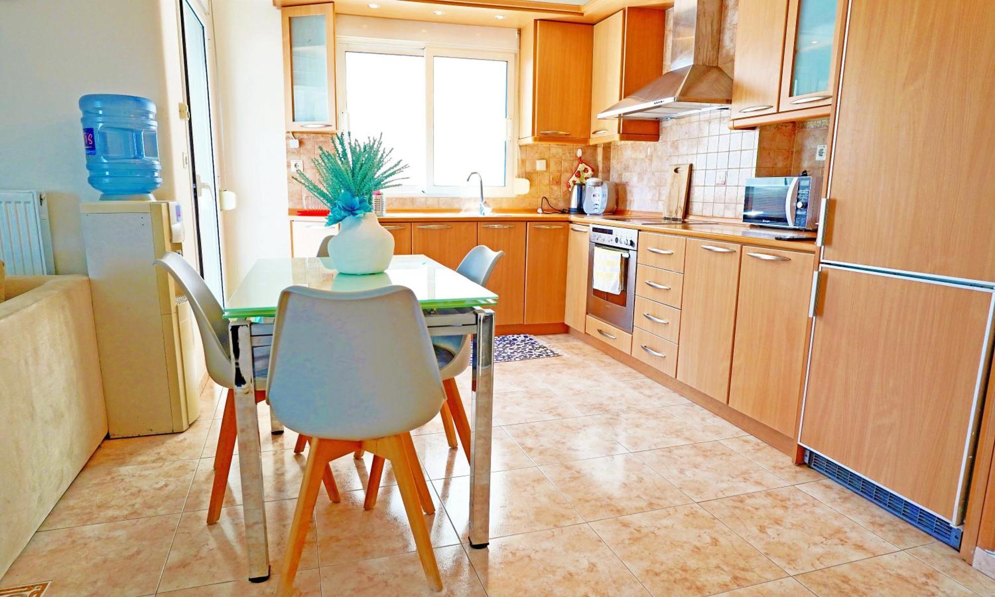 Lovely And Sunny Apartament 300M From Beach!! Peraía Екстериор снимка