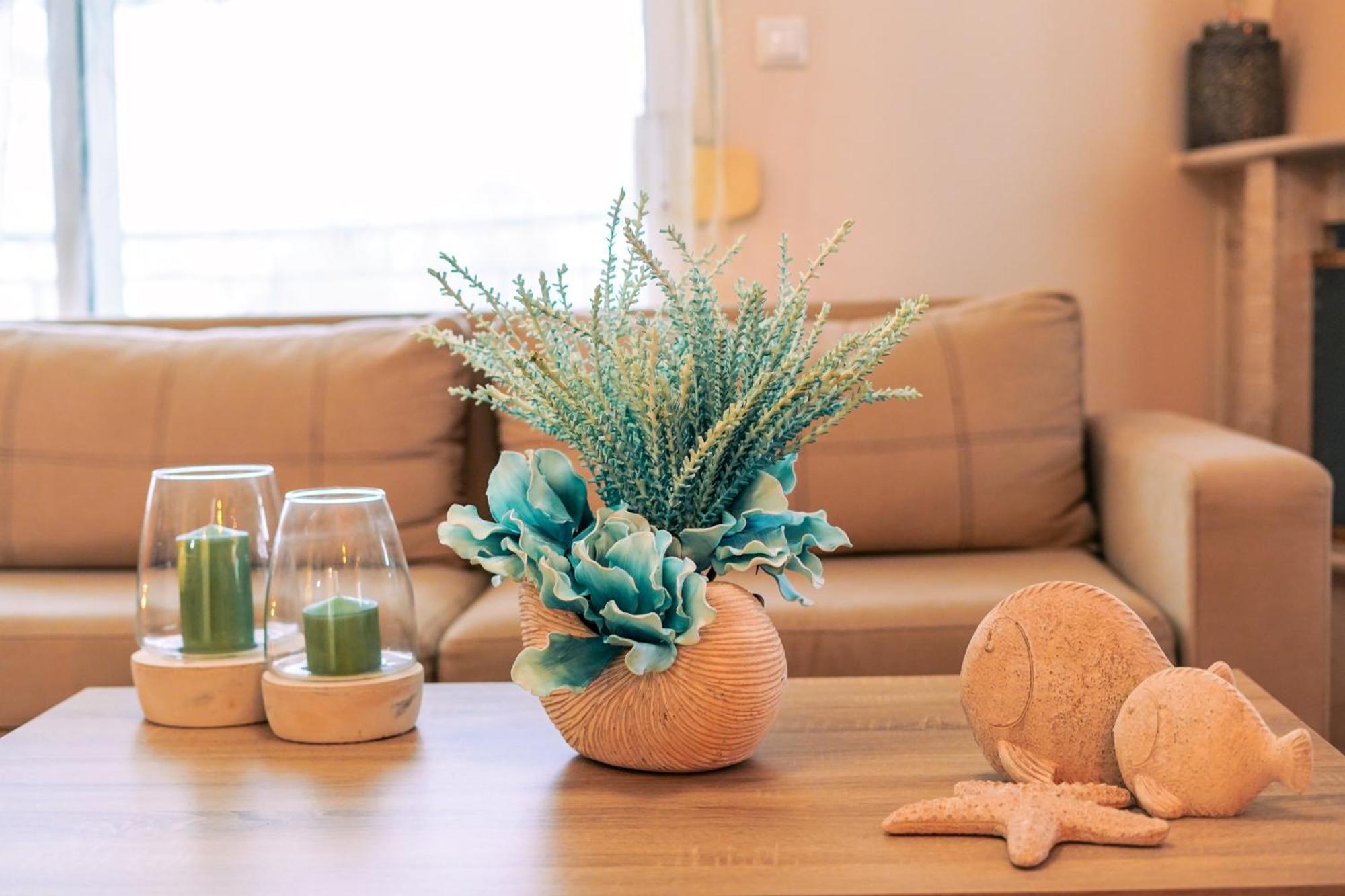 Lovely And Sunny Apartament 300M From Beach!! Peraía Екстериор снимка